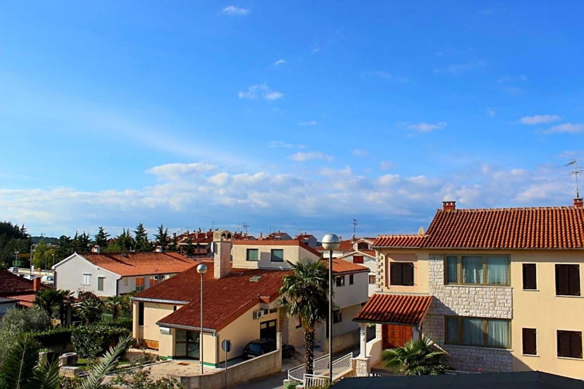 Emi Διαμέρισμα Πόρετς Εξωτερικό φωτογραφία